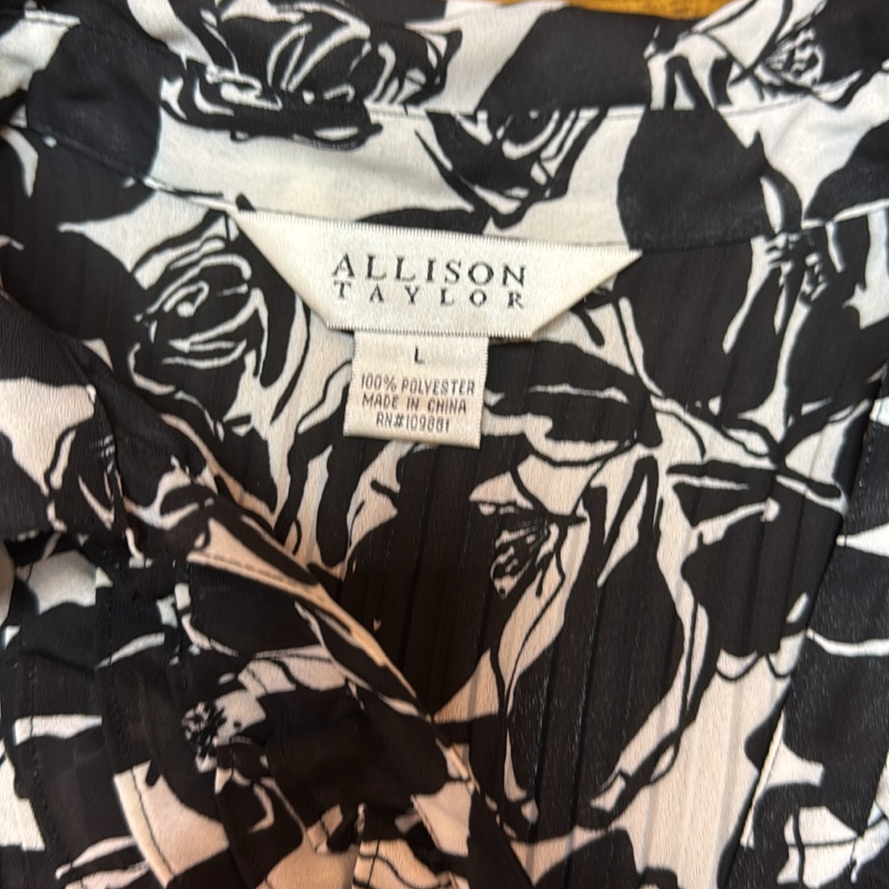 Blouse - Picture 4 of 4